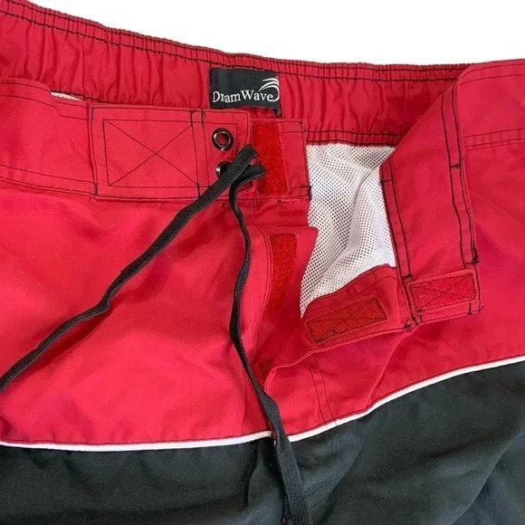 DreamWave Swim Trunks Board Shorts Size L Colorblock Black Red Brief Build In - Picture 6 of 14